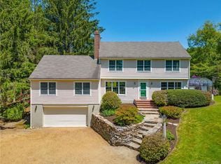 352 Buff Cap Rd, Tolland, CT 06084