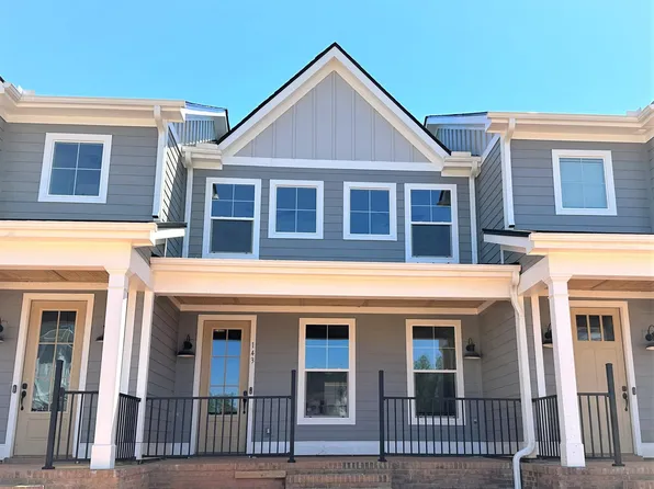 143 Lumpkin St, Travelers Rest, SC 29690