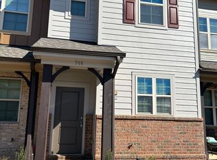 748 Wickham Ridge Rd, Apex, NC 27539