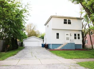 10015 Moody Ave, Oak Lawn, IL 60453