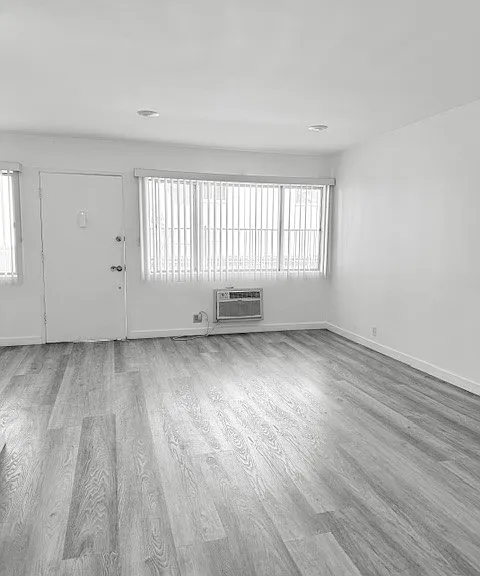 4901 Laurel Canyon Blvd #5Q — Photo 8