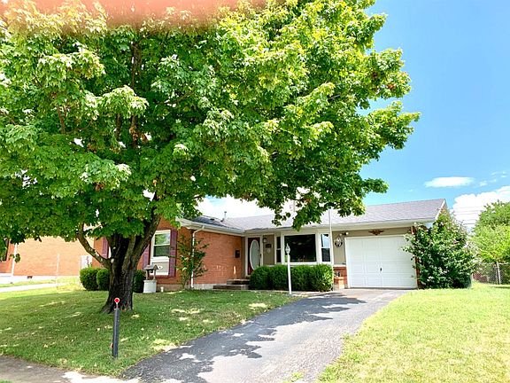 4th image of 639 Warrington Dr