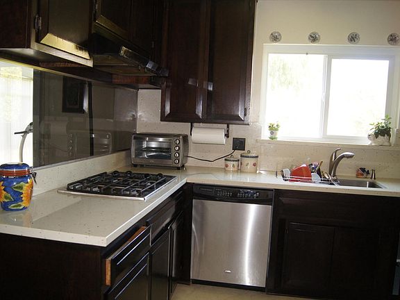 3rd image of 1917 W 234th St