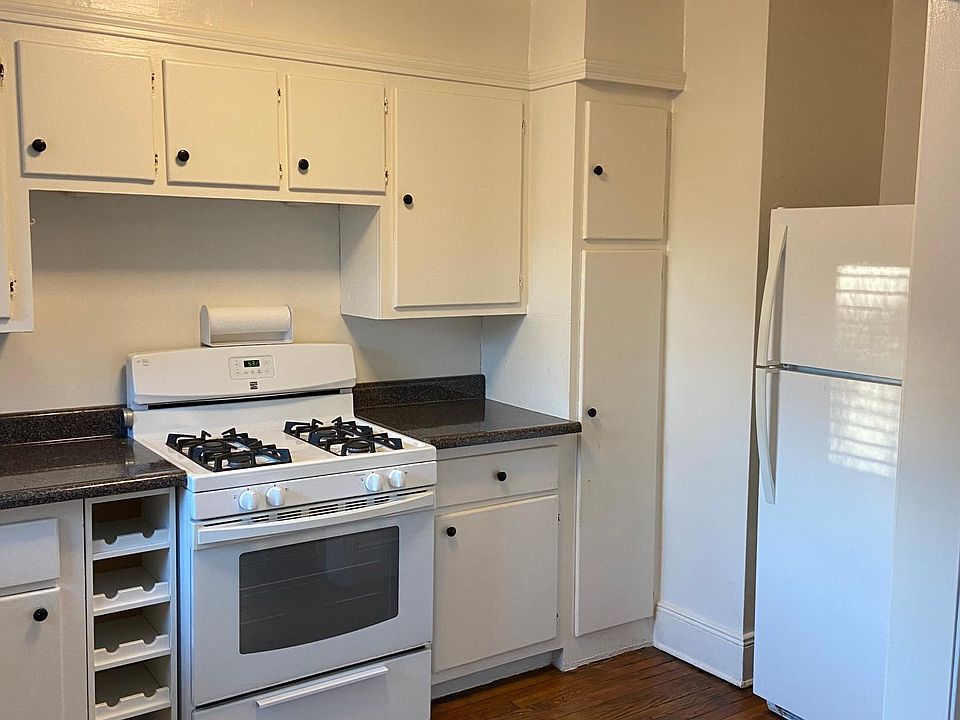 1st image of 124 Sweetfield Cir