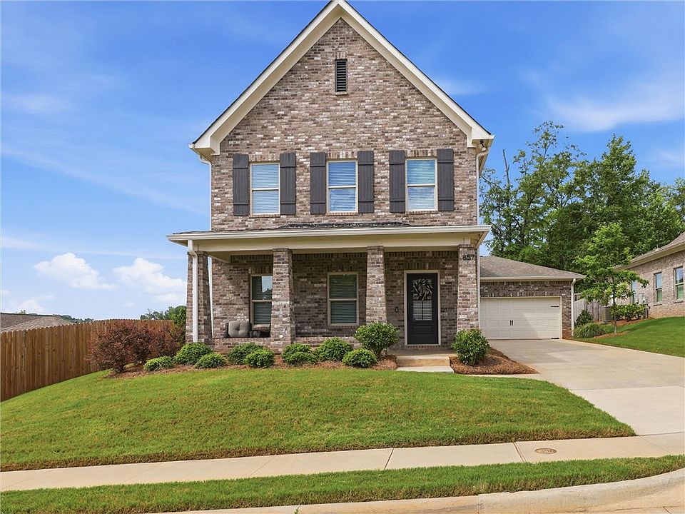 1st image of 857 Clear Spring Dr