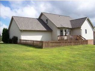 288 Holyoke Rd, Butler, PA 16001