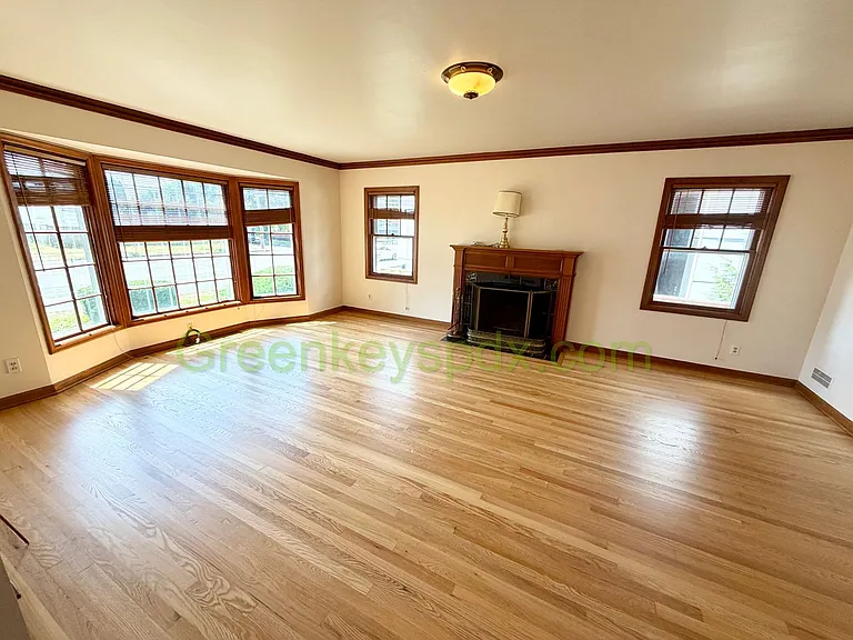 2101 N Rosa Parks Way — Photo 26