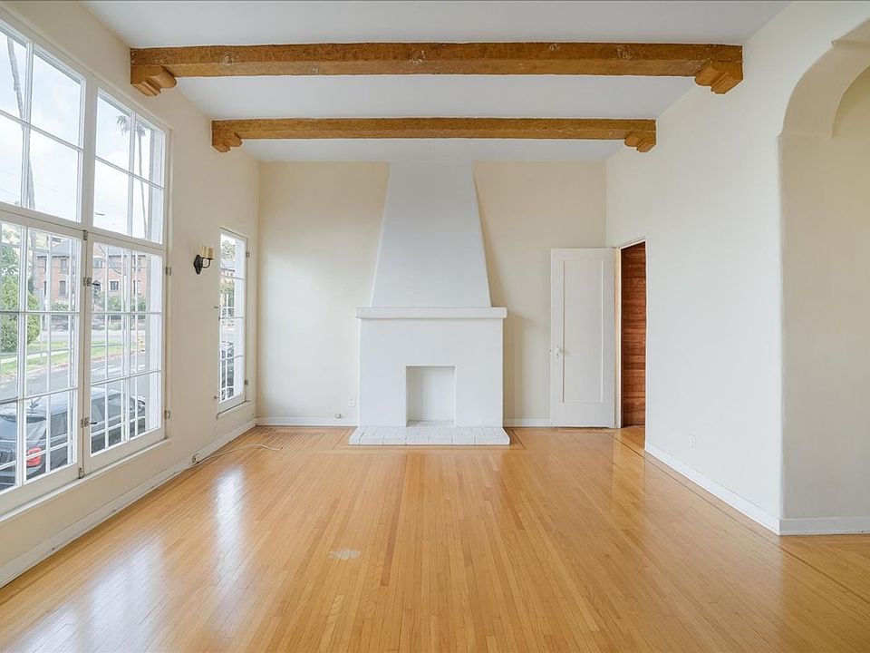 1st image of 1654 N Stanley Ave #2