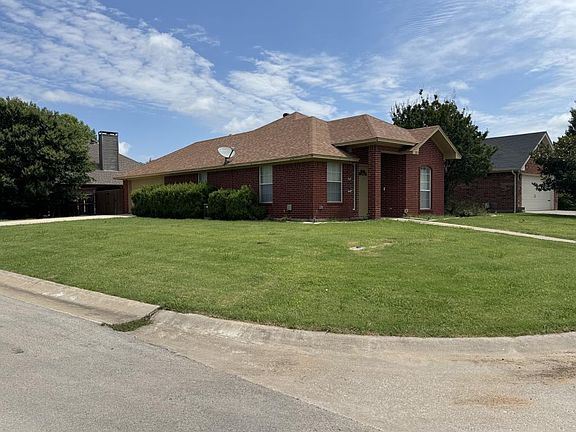 2nd image of 2029 Laney Dr