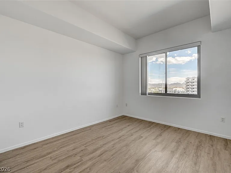8255 Las Vegas Blvd S #715 — Photo 17