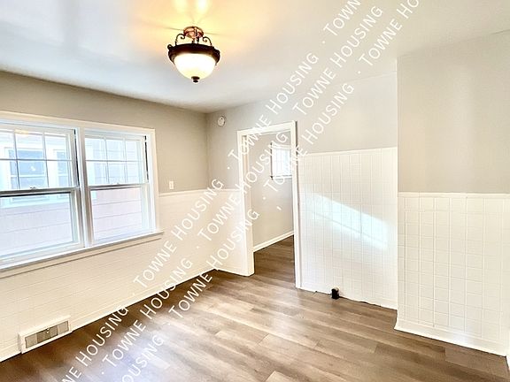 4th image of 554 26th St #1