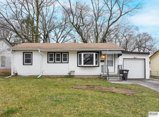 6305 N 48th St, Omaha, NE 68104