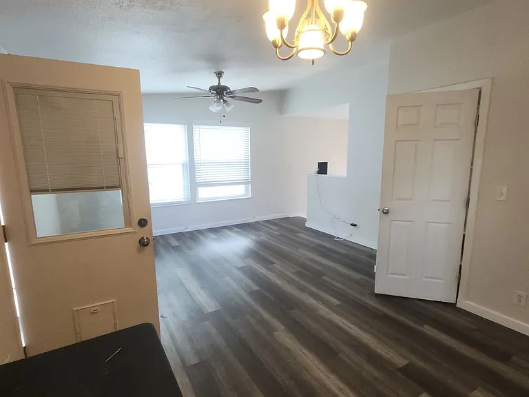 1840 W 1100 N #11 — Photo 16