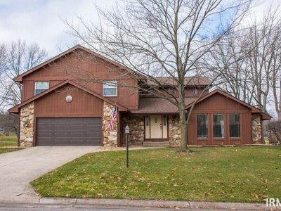 50715 Lincroft Ln, Granger, IN, 46530