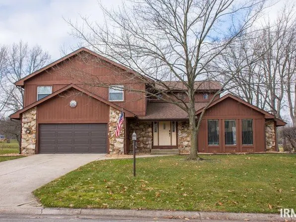 50715 Lincroft Ln, Granger, IN 46530