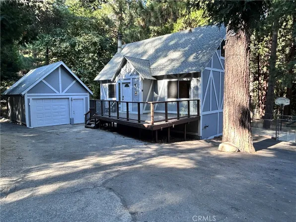 378 Grass Valley Rd, Lake Arrowhead, CA 92325