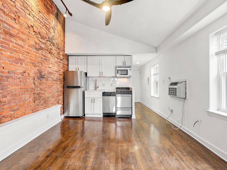 1st image of 1618 Spruce St #3RR