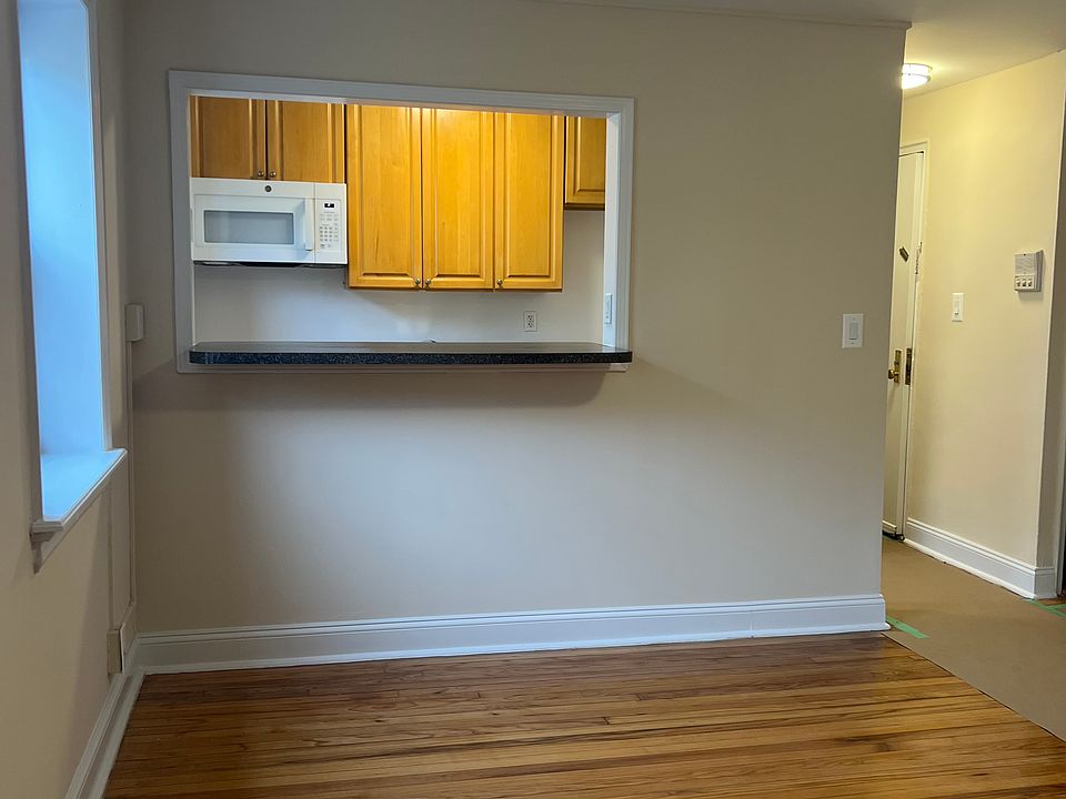 1st image of 20-51 21st St #1