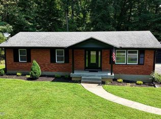 225 Rams Run Rd, Shepherdsville, KY 40165