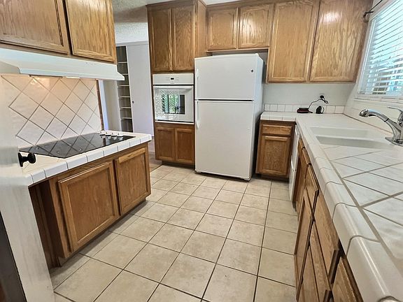 5th image of 2618 Notre Dame Dr