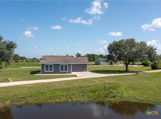 285 Private Road 3190, Edna, TX 77957