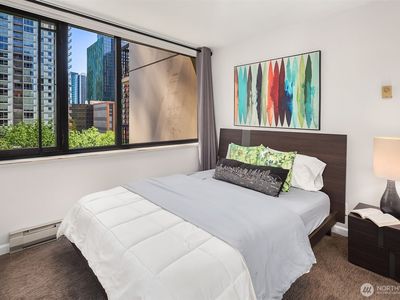 2100 3rd Avenue #704, Seattle, WA, 98121