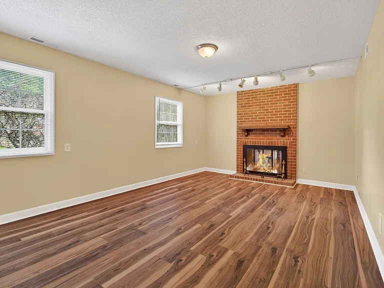 3107 Beaconwood Dr — Photo 23