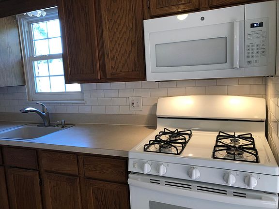 Gas stove