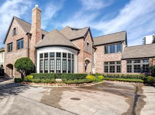 9 Upperway Ln, Houston, TX 77056