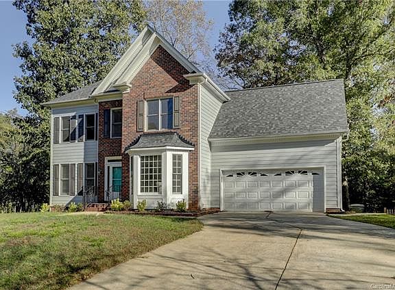 3rd image of 101 Riverwood Dr