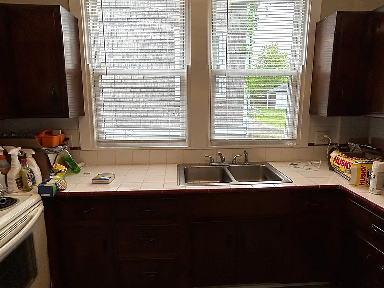 1308 Main St — Photo 3