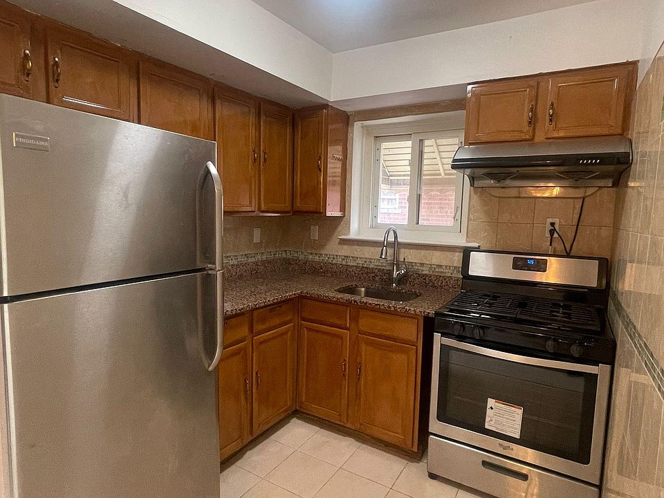 1st image of 3219 Gunther Ave Floor 2