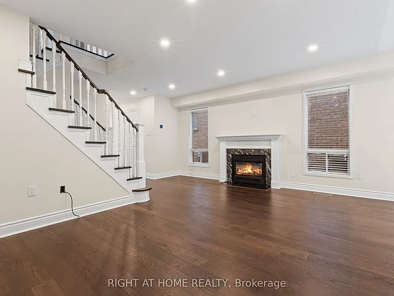 1811 Creek Way — Photo 7