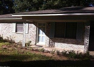 For Sale: 5800 Carlyle Dr, Little Rock, AR 72209