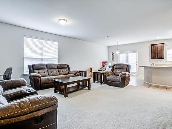 4th image of 8617 Shallow Creek Dr