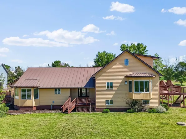 21924 230th St, Yarmouth, IA 52660