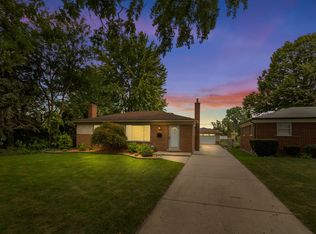 24928 Beierman Ave, Warren, MI 48091