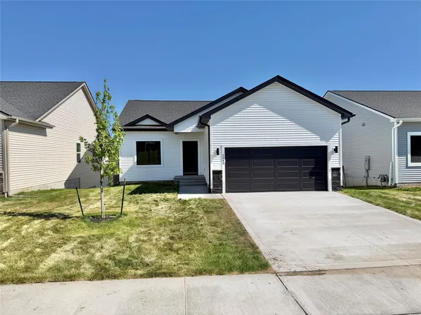 5045 Synergy St, Van Meter, IA 50261