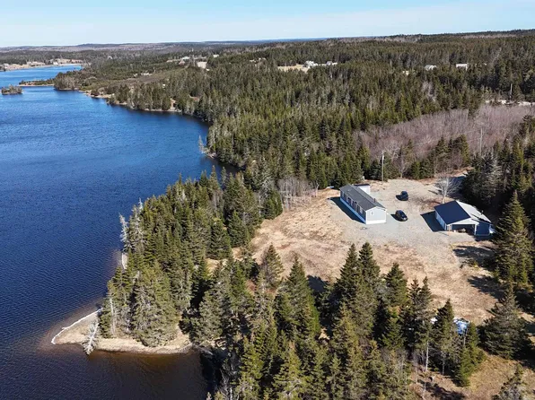 290 Eastside Grand, River Road, NS B0E 1M0