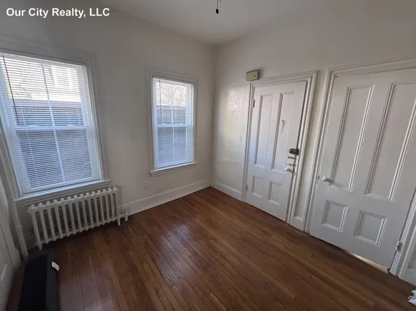 1 Walker Ct #1, Cambridge, MA 02138