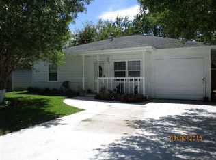 1019 W 10th St, Freeport, TX 77541
