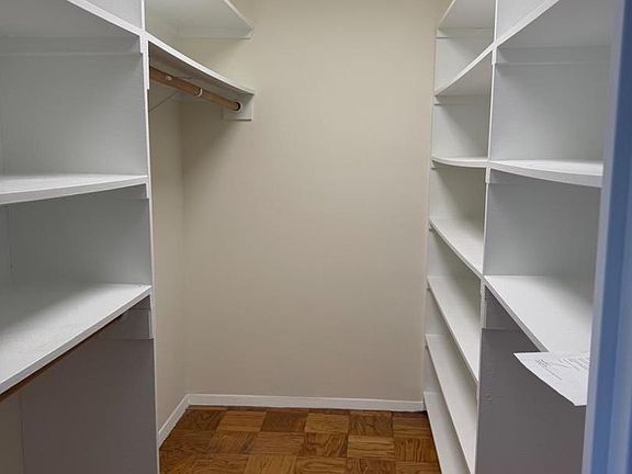 4th image of 5225 Pooks Hill Rd APT 1804N