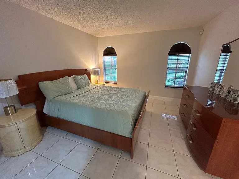 7526 SW 7th Ct — Photo 21