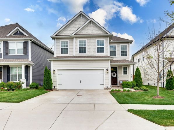 141 Foxhall Dr, Spring Hill, TN 37174