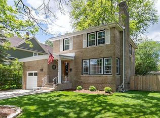 3712 Woodside Ave, Brookfield, IL