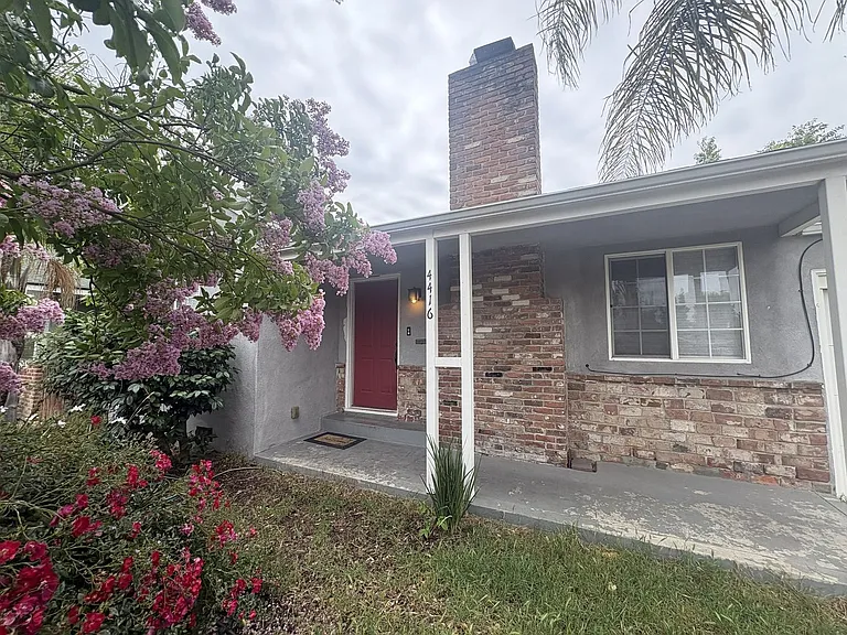 4416 12th Ave — Photo 1