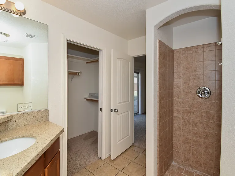 11766 E Alpha Way — Photo 14