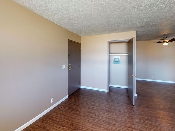 4th image of 3220-3222 W 13th St #1