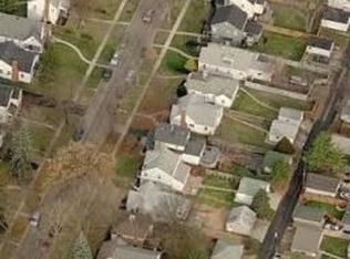 896 S Roosevelt Ave, Columbus, OH 43209