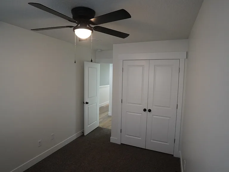 1559 S 150 W — Photo 23